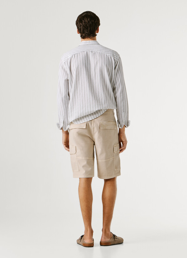 REGULAR FIT CARGO SHORTS