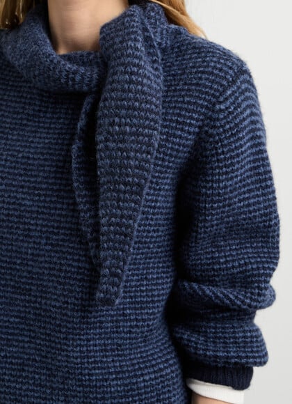 HIGH NECK STRIPED KNIT JUMPER