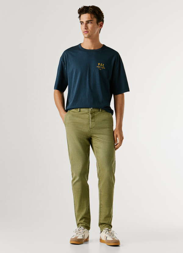 TAPERED FIT CHINO TROUSERS