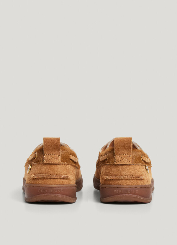 SUEDE BOAT SHOES