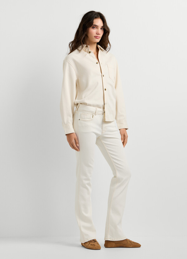 PIPER - MID-RISE BOOTCUT FIT JEANS