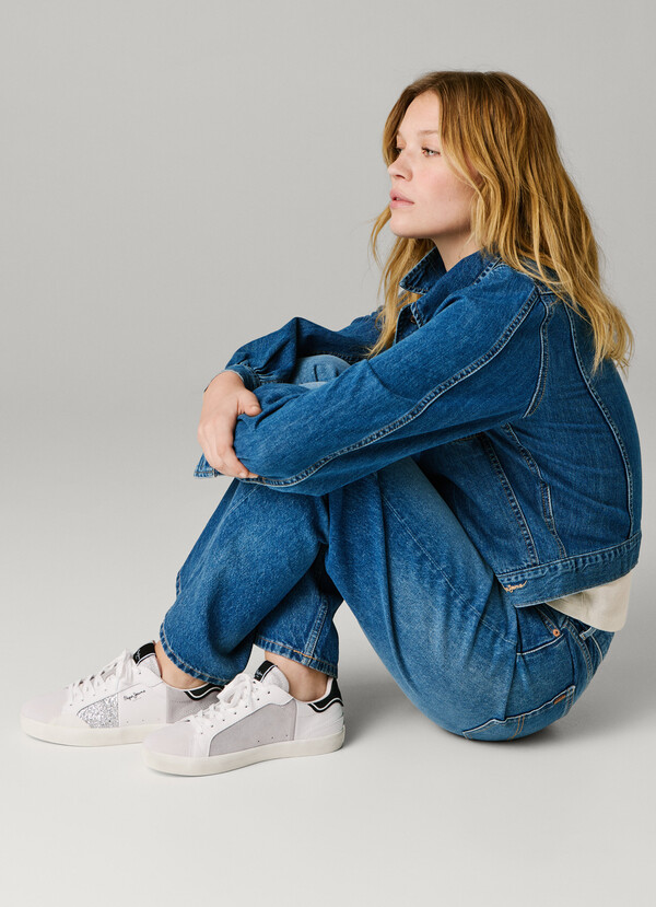 LEATHER TRAINERS WITH GLITTER DETAILS