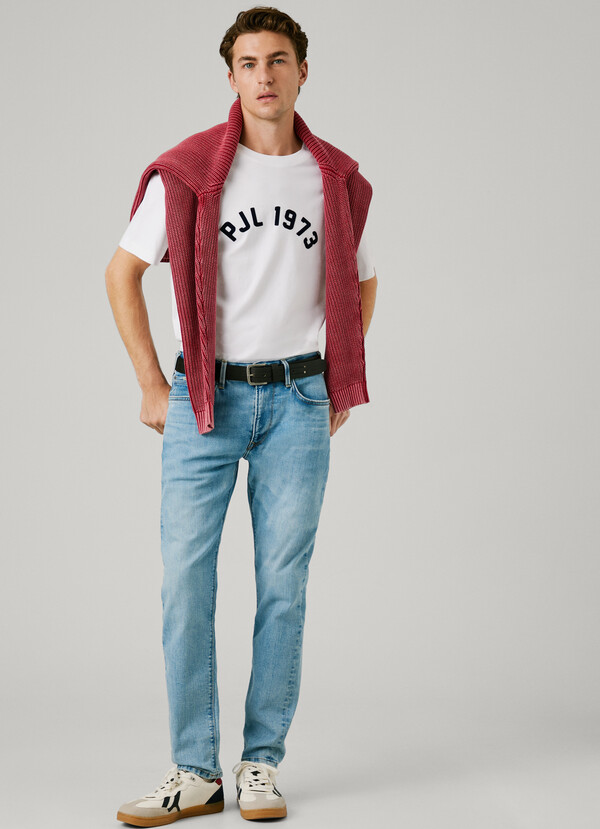 REGULAR FIT MID-RISE JEANS - STANLEY