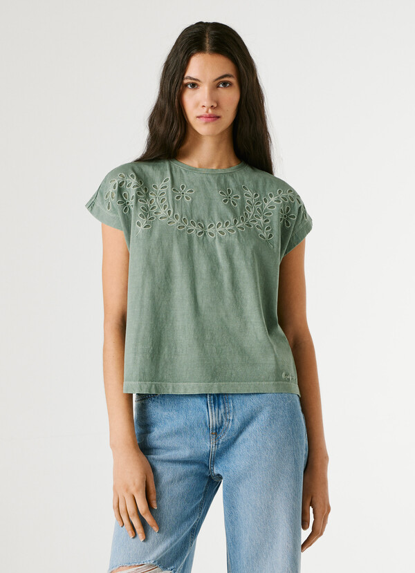 T-SHIRT WITH OPENWORK FLORAL DETAILS