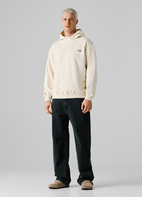 RELAXED FIT HOODIE