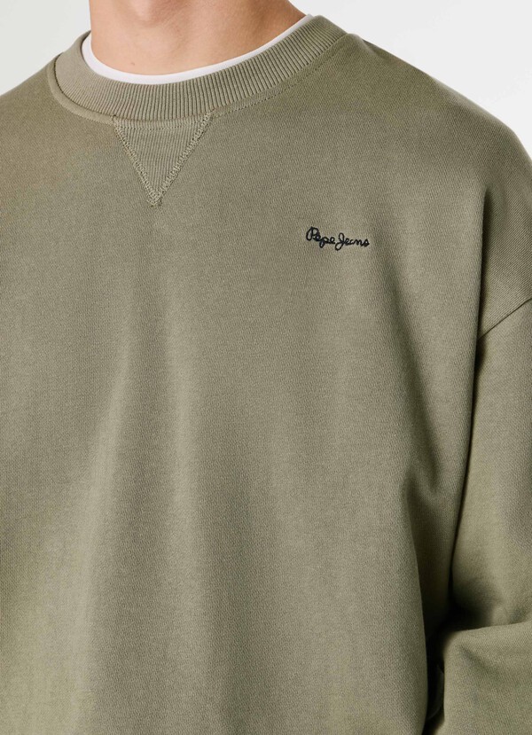 CREW NECK LOGO SWEATSHIRT
