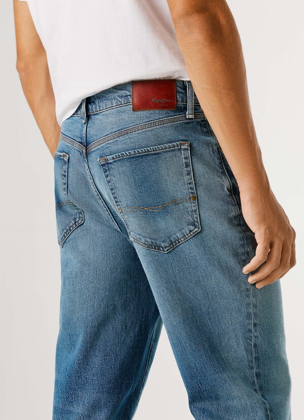 DALSTON - STRAIGHT FIT MID-RISE JEANS