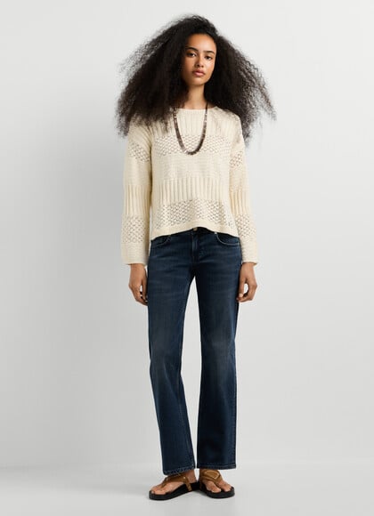 LOW-RISE STRAIGHT FIT JEANS - VENUS