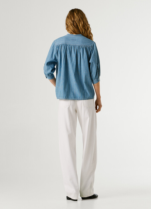 REGULAR FIT DENIM BLOUSE