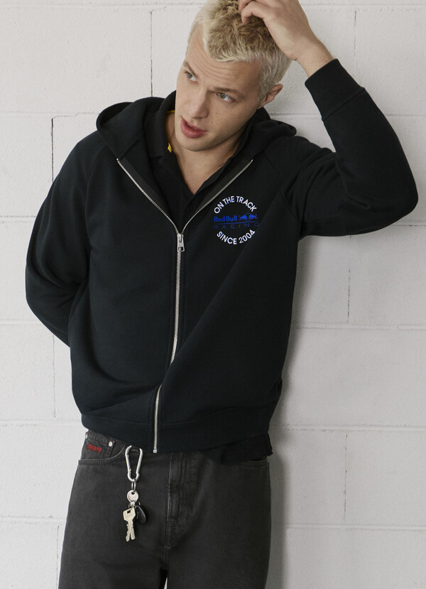 RELAXED FIT ZIP SWEATSHIRT