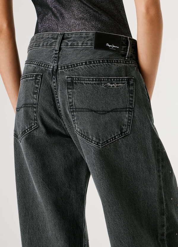 LINA- MID-RISE WIDE FIT JEANS
