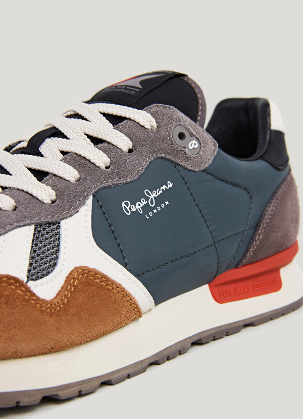 RETRO RUNNING TRAINERS