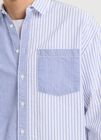 RELAXED FIT STRIPED SEERSUCKER SHIRT