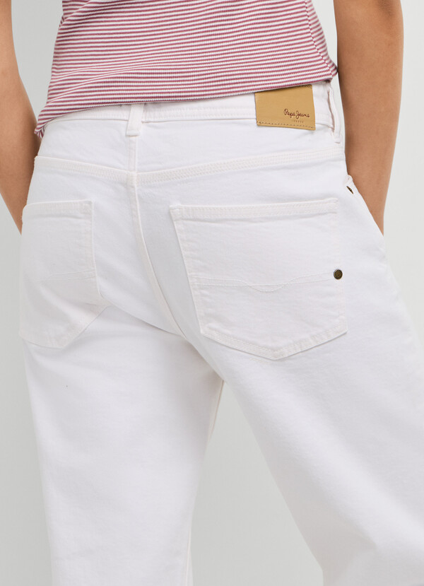 MID-RISE STRAIGHT FIT JEANS - ARROW
