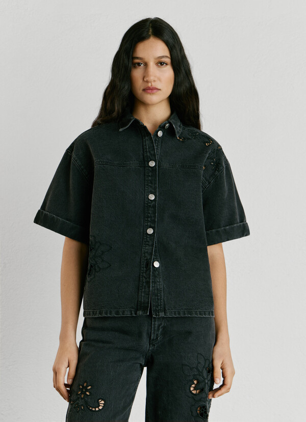 RELAXED FIT DENIM SHIRT