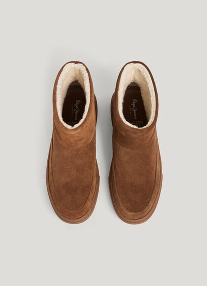 SUEDE BOOTS