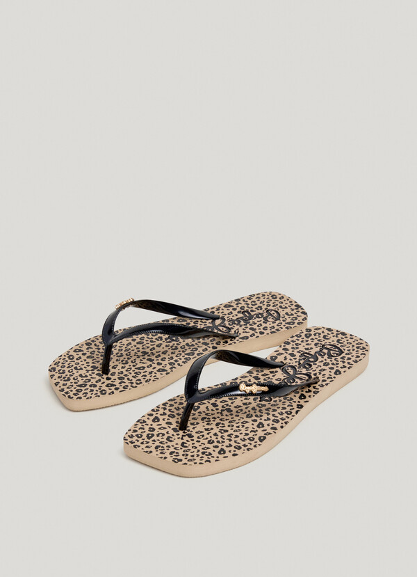 ANIMAL PRINT BEACH FLIP FLOPS