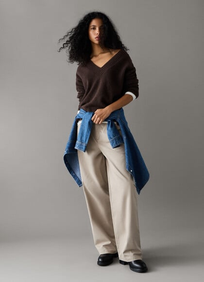 STRAIGHT TROUSERS WITH PLEATS