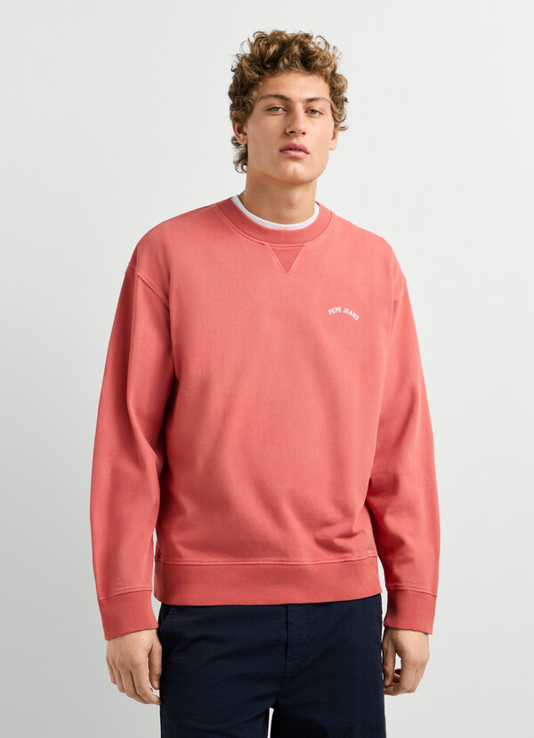 CREW NECK CASUAL FIT SWEATSHIRT
