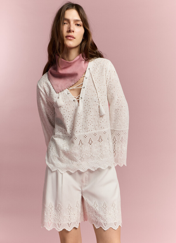 SHORTS WITH OPENWORK DETAILS