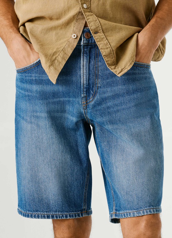 TAPER FIT DENIM BERMUDA SHORTS