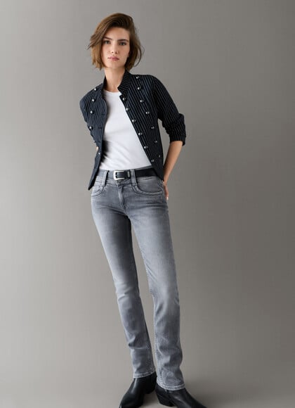 GEN - MID-RISE SLIM FIT JEANS