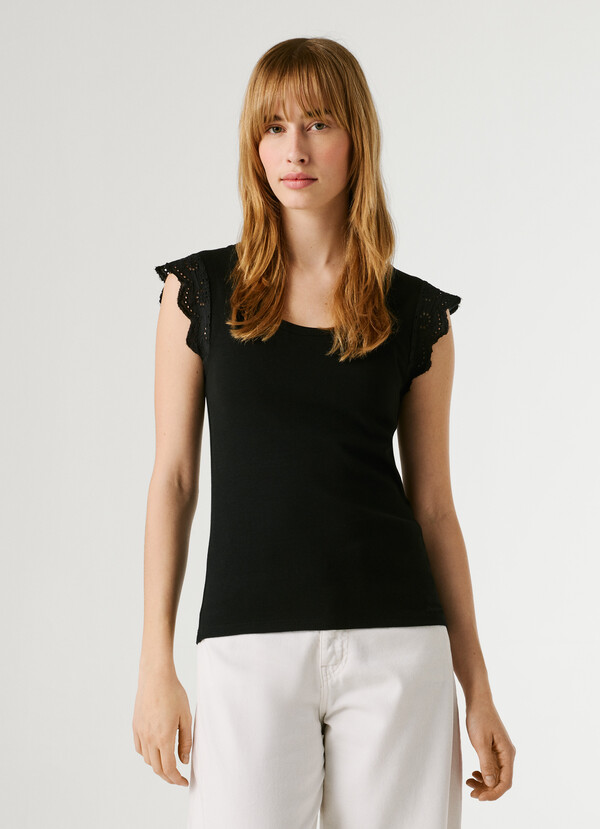 SLEEVELESS RIBBED BLOUSE
