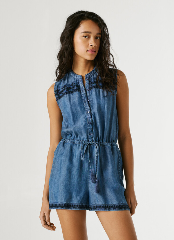 EMBROIDERED DETAIL MINI JUMPSUIT