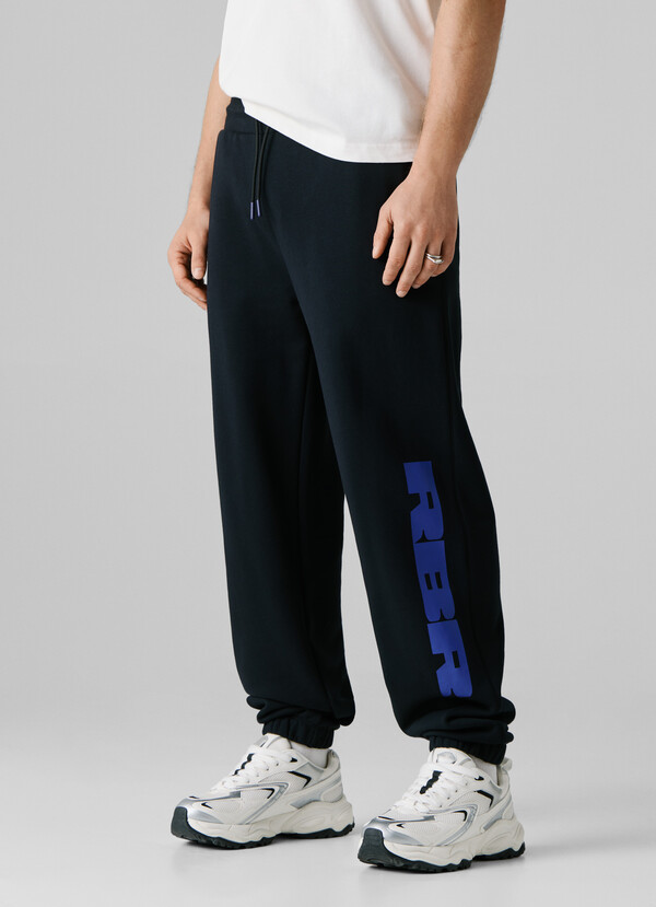 RELAXED FIT JOGGER TROUSERS