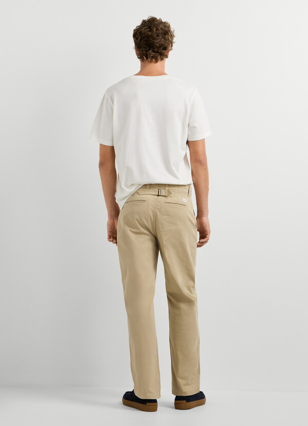 RELAXED FIT TWILL CHINOS