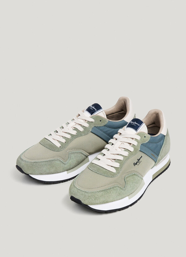 LEATHER TRAINERS WITH SUEDE DETAILS