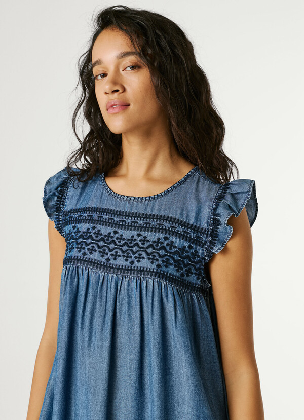 EMBROIDERED DETAIL MINI DRESS