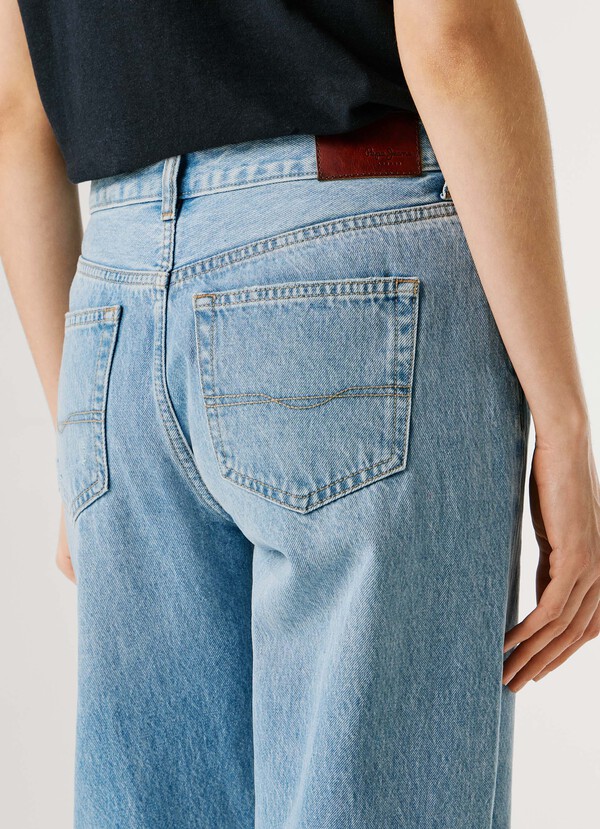HAZEL- MID-RISE LOOSE FIT JEANS
