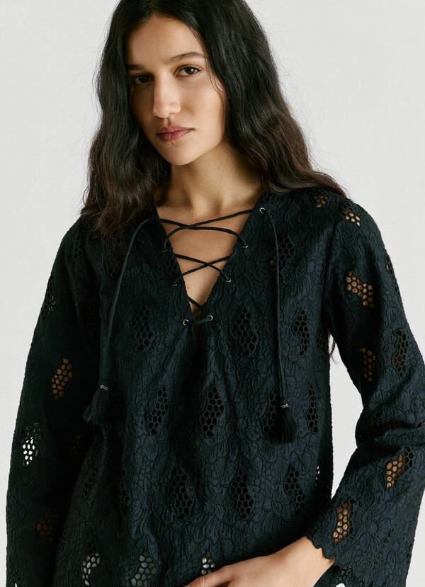 BLOUSE WITH OPENWORK DETAILS
