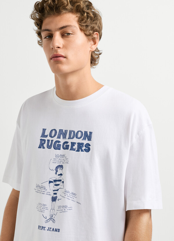 WIDE FIT PRINTED GRAPHIC T-SHIRT