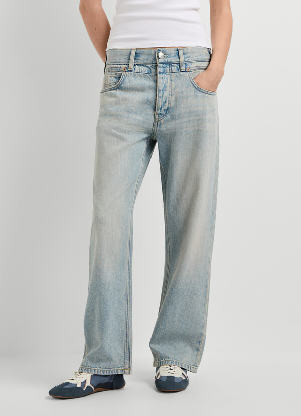 CRAFT - MID-RISE BOYFRIEND FIT JEANS