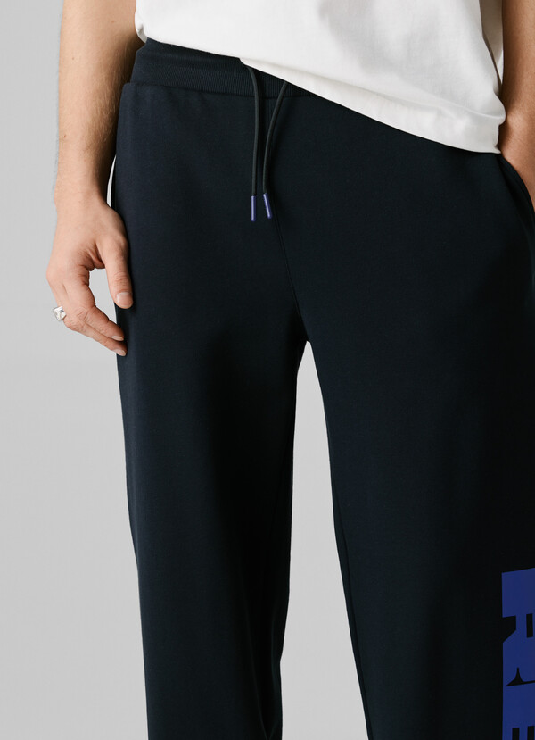 RELAXED FIT JOGGER TROUSERS