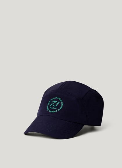 CAP WITH REFLECTIVE DETAILS