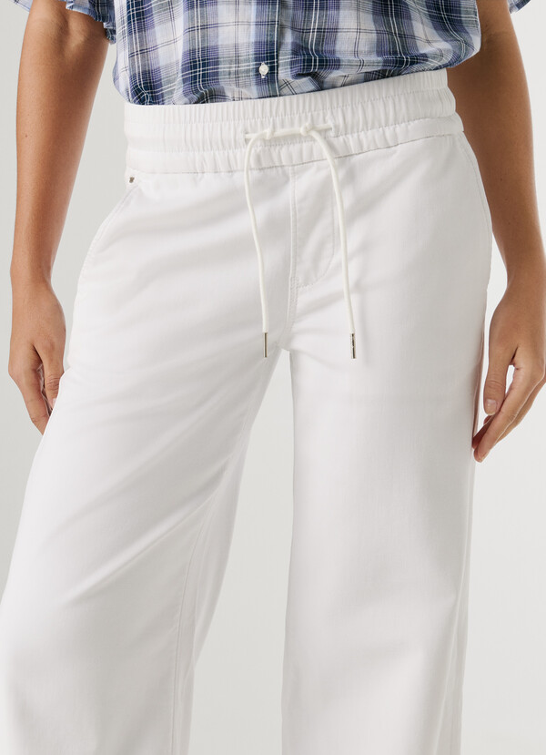 EVA - MID-RISE LOOSE FIT JEANS