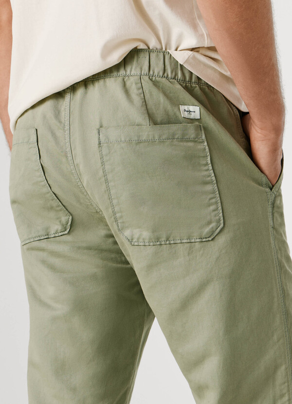 CHINO TROUSERS WITH ADJUSTABLE DRAWSTRING