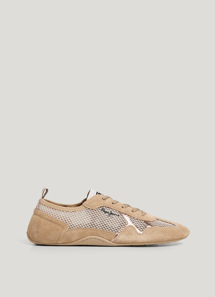TRAINERS WITH SUEDE DETAILS