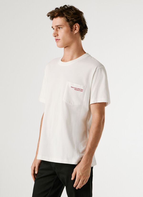 RELAXED FIT FRONT POCKET T-SHIRT