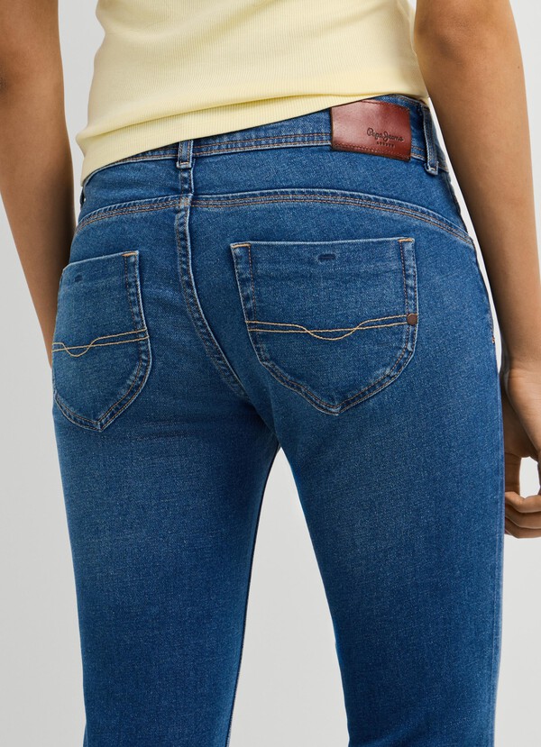 LOW-RISE SLIM FIT JEANS - BROOKE