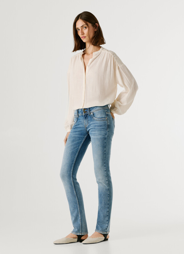 LOW-RISE SLIM FIT JEANS - VENUS