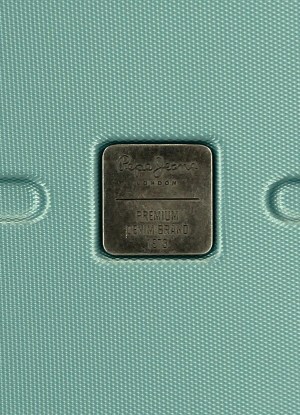 HARD-SHELL TRAVEL BAG