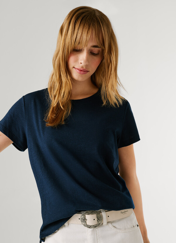 EMBROIDERED LOGO T-SHIRT