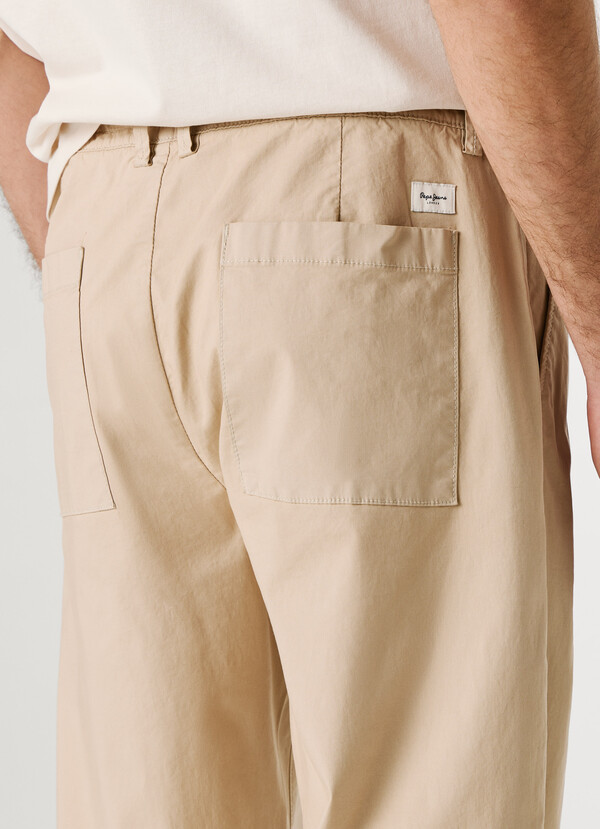 RELAXED FIT POPLIN CHINOS
