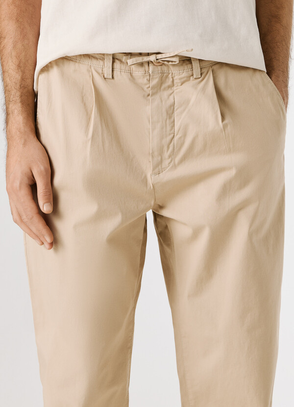 RELAXED FIT POPLIN CHINOS