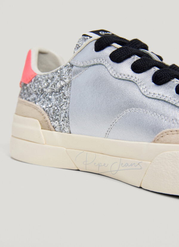 METALLIC TRAINERS WITH GLITTER DETAILS