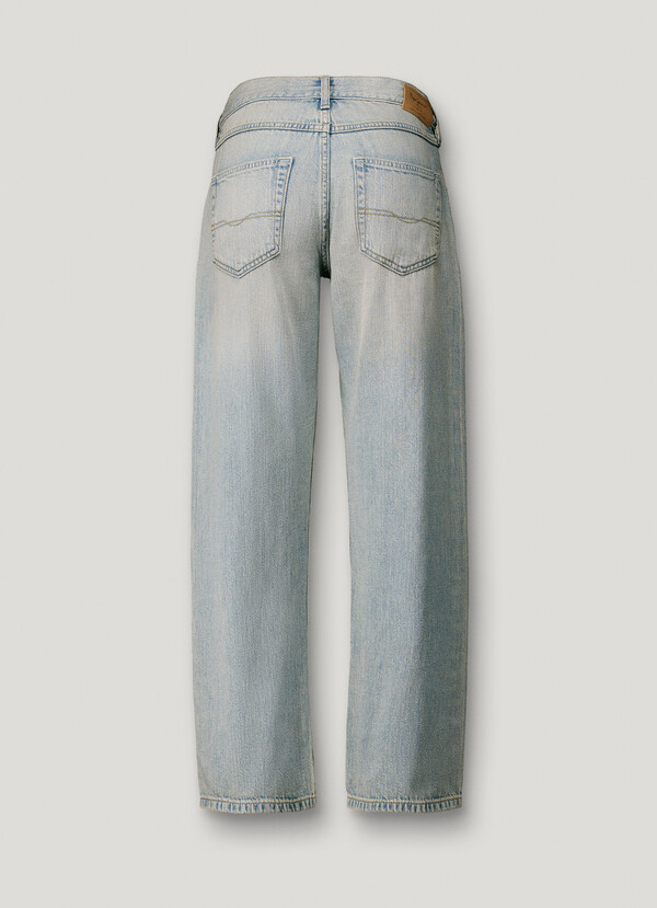 CRAFT - MID-RISE BOYFRIEND FIT JEANS